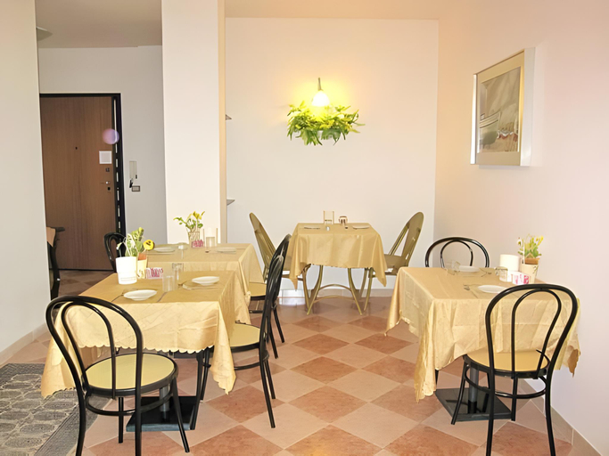 Food & Drinks 2, Magralu 2 B&B, Sassari