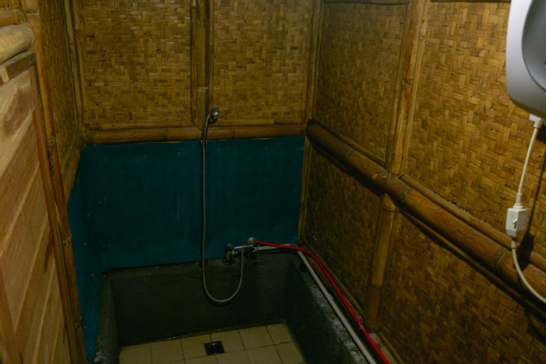 Bathroom 4
