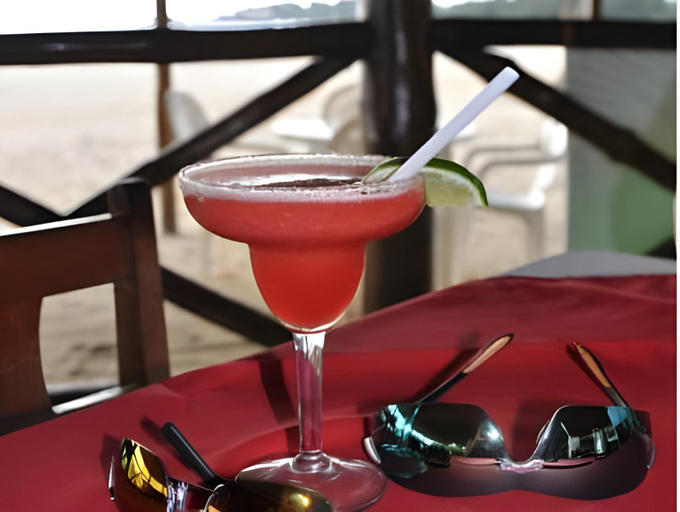 Food & Drinks 3, Hotel Casa Canada, Laguna de Perlas