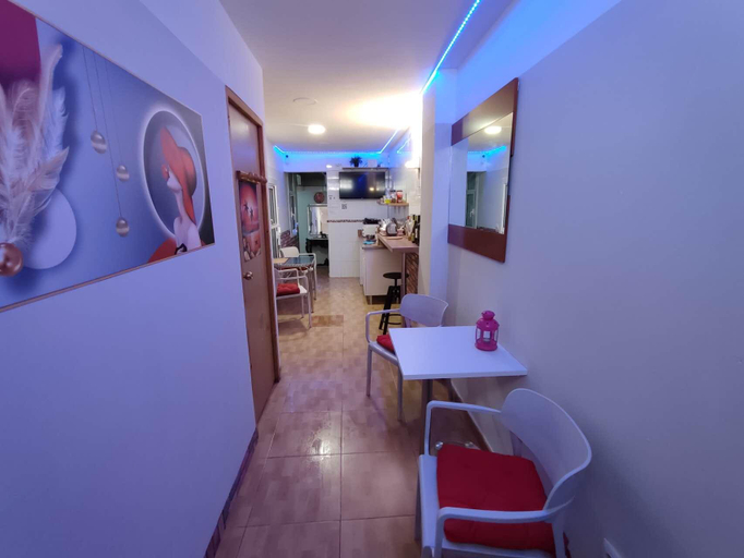 Others 5, Homestay Partment A, Barcelona