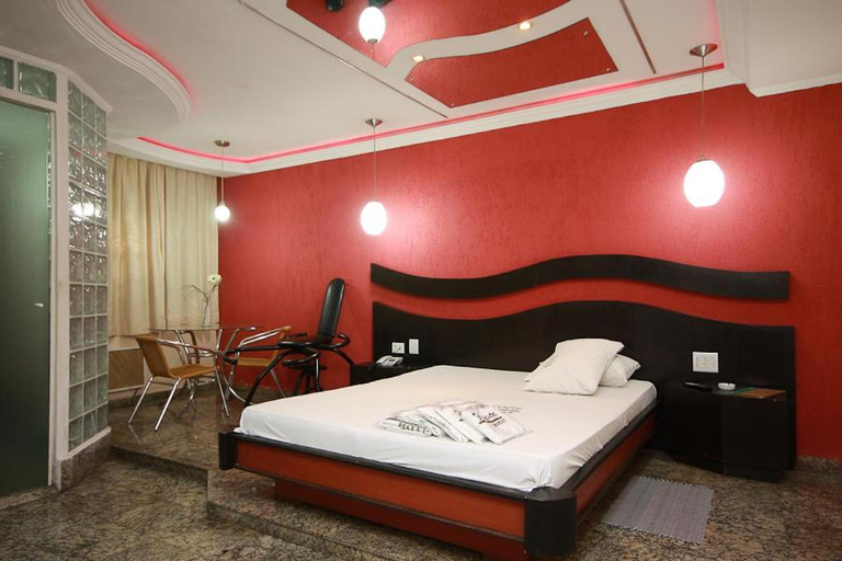 Bedroom 12