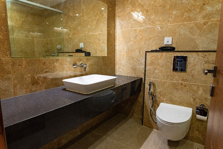 Bathroom 4, Hotel VKJ Inn, Ernakulam