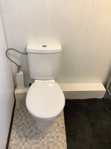 Bathroom 7
