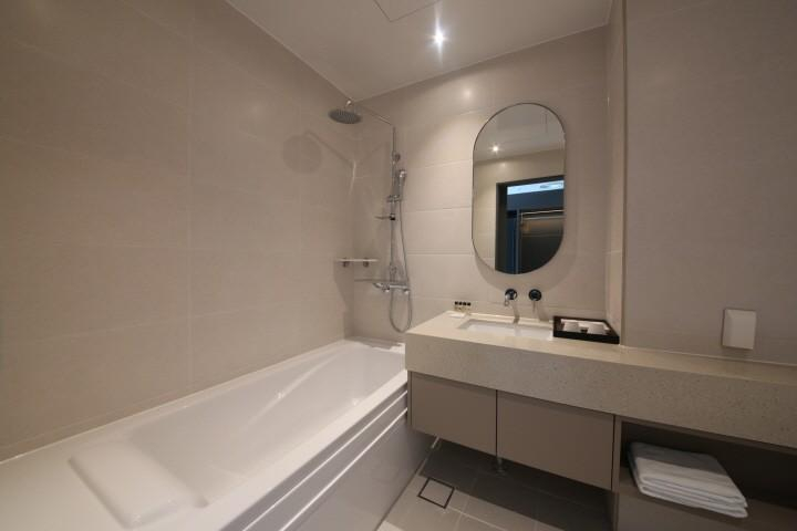 Bathroom 12