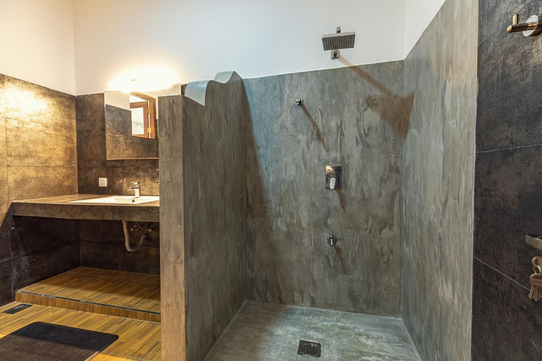 Bathroom 3, Villa Talpe, Habaraduwa