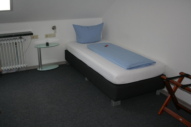Bedroom 4, Gasthof Berg, Dillingen an der Donau