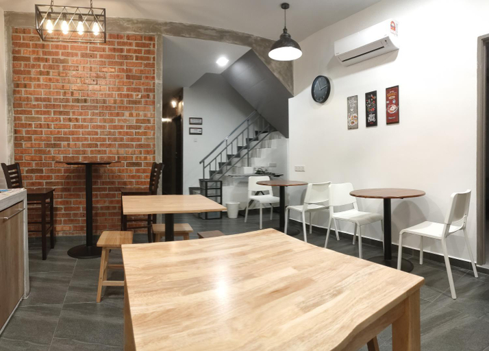 Food & Drinks 3, Just Austin Guesthouse, Kinta