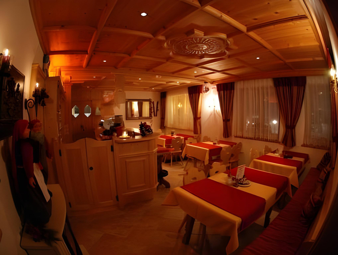 Others 5, Hotel Garni Gafluna, Landeck