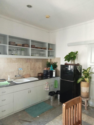 Dining Room 8