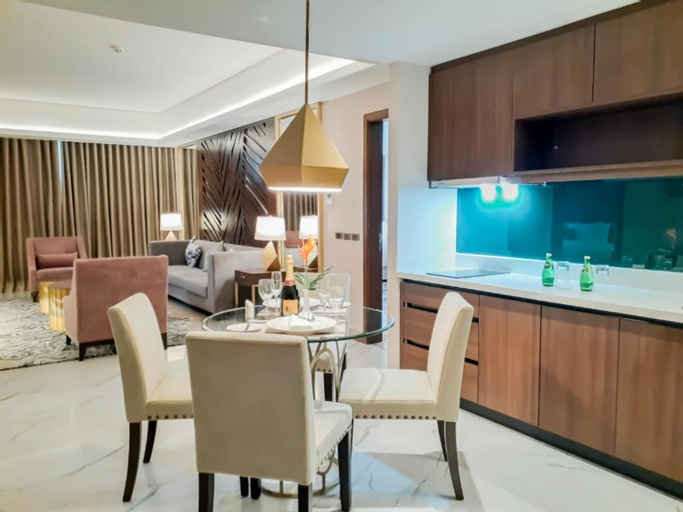 Others 4, The Excelsior Hotel, Las Piñas