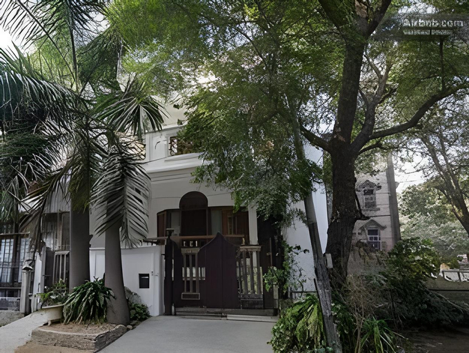 Tatvamasi Homestay, West