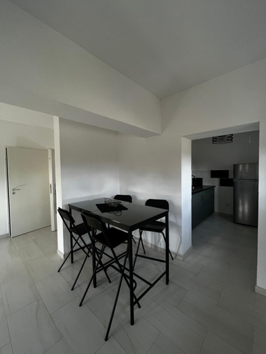 Others 5, Jois Apartments Periam, Periam
