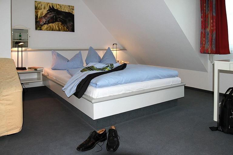 Bedroom 5, Vivotel Niederrhein, Wesel