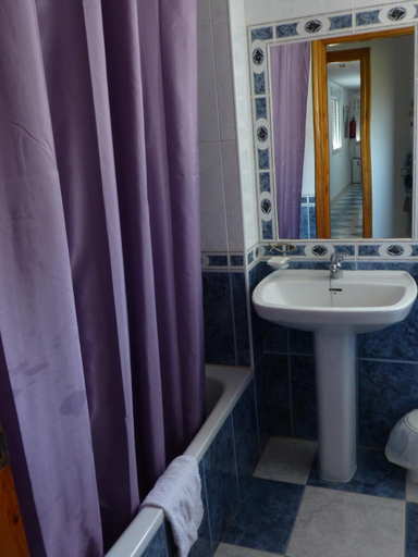 Bathroom 2, Hostal Puerto Genoves, Almería