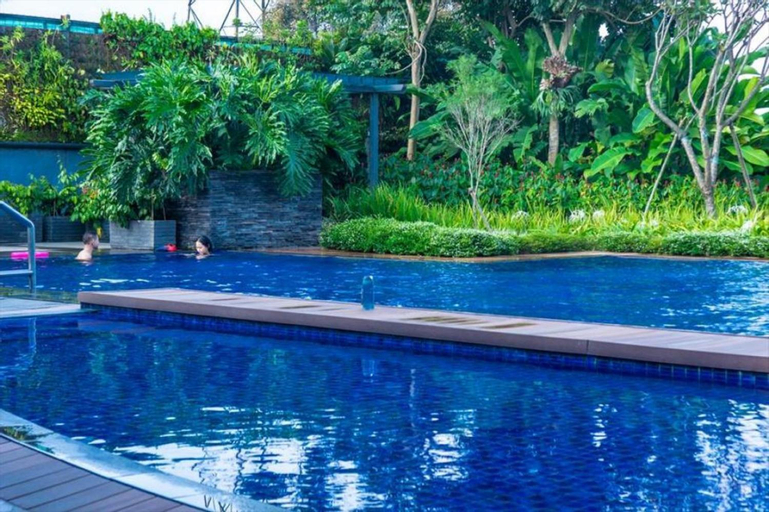 Swimming Pool 3