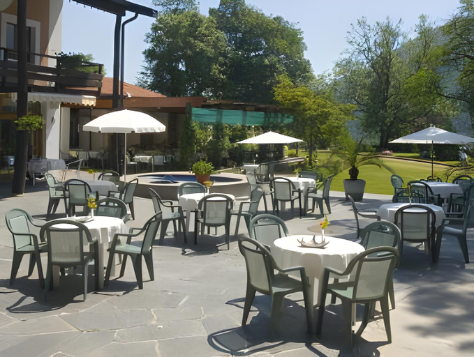 Food & Drinks 4, I Grappoli, Lugano
