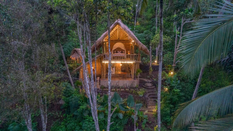 Ayo Hill Villa By Samhita Bali, Karangasem