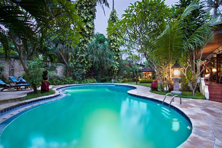 Swimming Pool 8