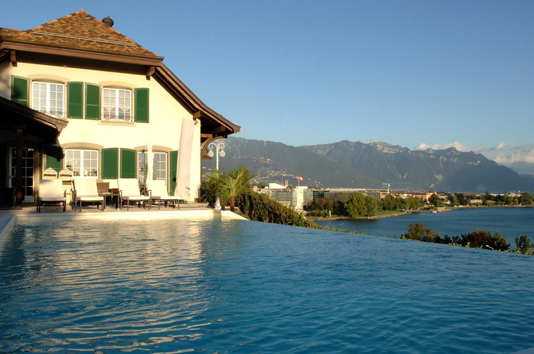 Corseaux Beach rooms-Riviera Beach apartments, Pays-d'Enhaut