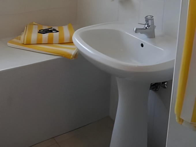 Bathroom 4, Hotel D'La Varda, Belluno