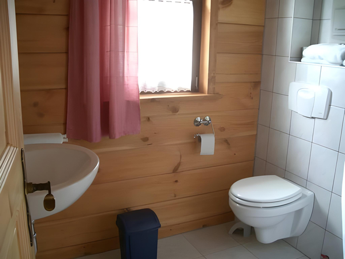 Bathroom 2, Waldhaus Lahnstein, Rhein-Lahn-Kreis
