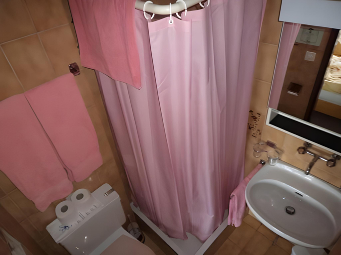 Bathroom 3, Familienhotel Garni Sporting, Raron
