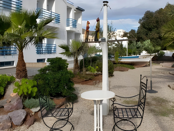 Others 4, Hostal Puerto Genoves, Almería