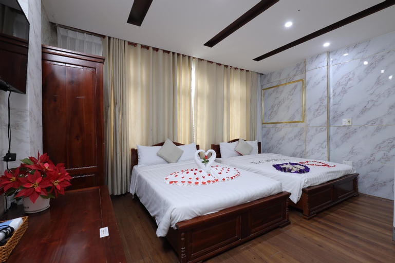 Bedroom 6