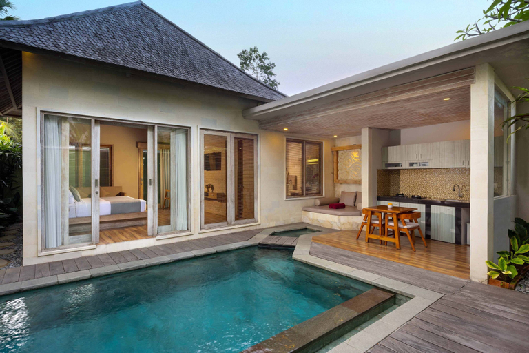 Swimming Pool 6