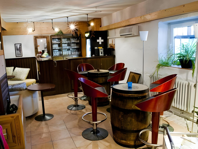 Food & Drinks 5, Villa Meretare, Toila