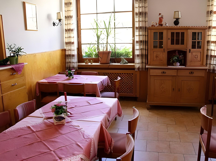 Food & Drinks 3, Boutique Hotel and Apartments Pension Sternen, Waldshut