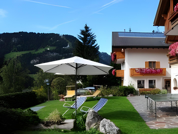 Exterior & Views 1, Hotel Vernel, Bolzano