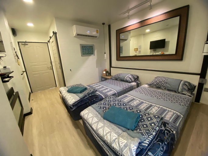 Bedroom 12