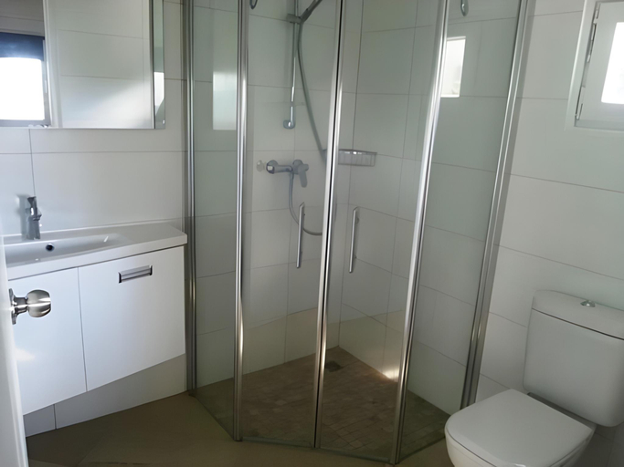 Bathroom 4, La Felicidad Aruba
