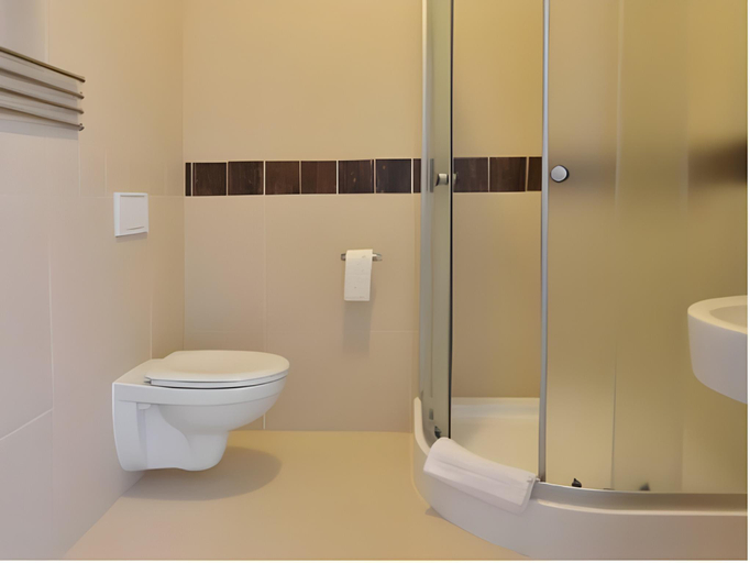 Bathroom, Willa Na Cichej, Jelenia Góra