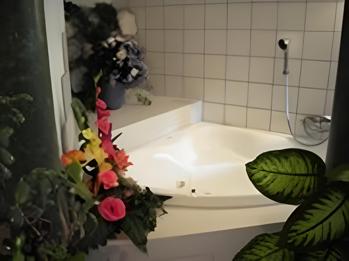 Bathroom 3, Thalers Mariandl, Liezen
