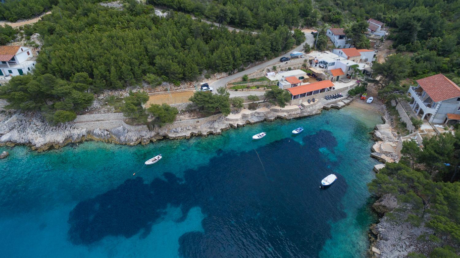Others 2, Golden Bay Hvar, Hvar