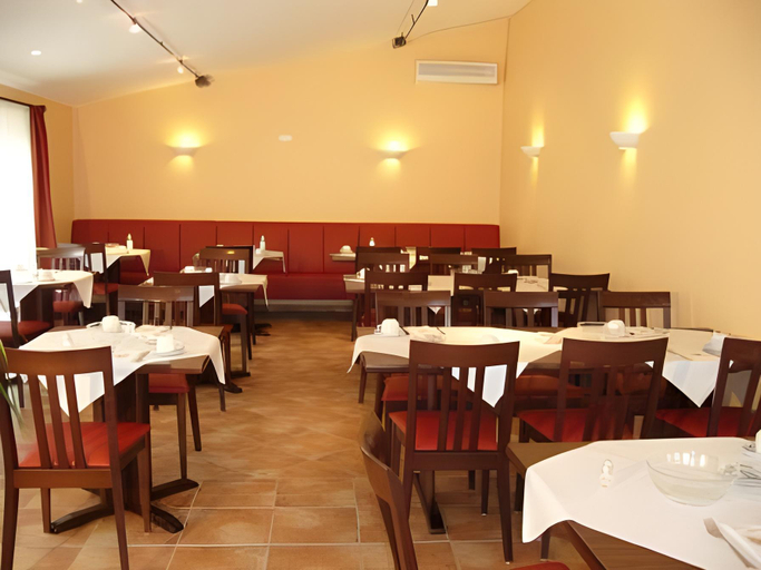 Food & Drinks 5, Hotel Garni Stadt Friedberg, Wetteraukreis