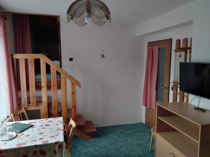 Others 5, Penzion U Arnosta Sklare, Semily