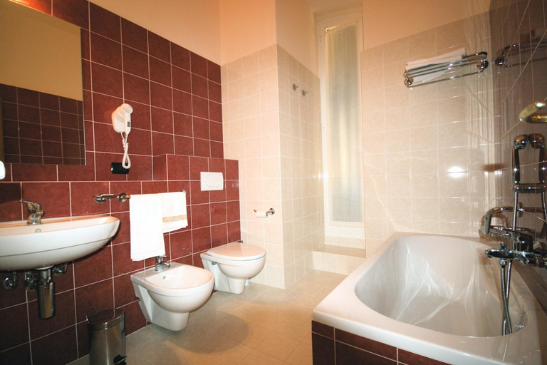 Bathroom 9