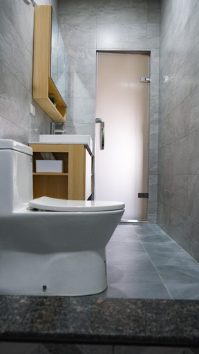 Bathroom 8