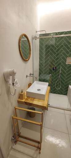 Bathroom 2, Donna Luisella B&b, Napoli