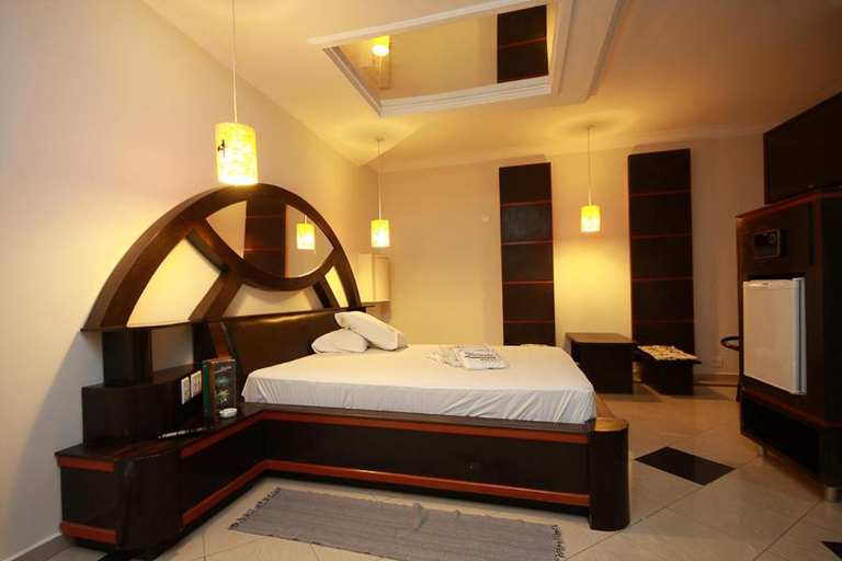 Bedroom 10