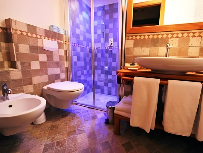Bathroom 2, Hotel Miravidi a Cervinia, Aosta