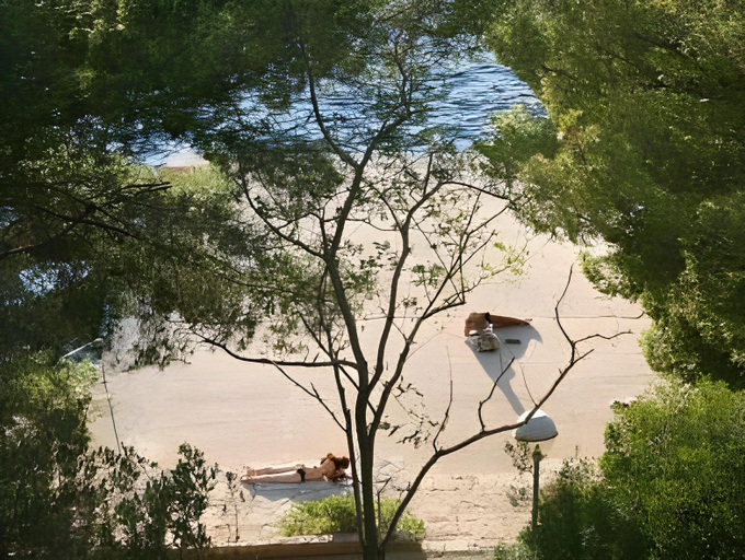 Others 5, Hotel Sali, Sali