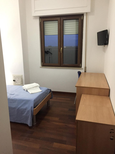 Others 3, Asselta Hotel, Foggia