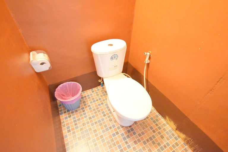 Bathroom 3, Mukda Guesthouse, Muang Trat