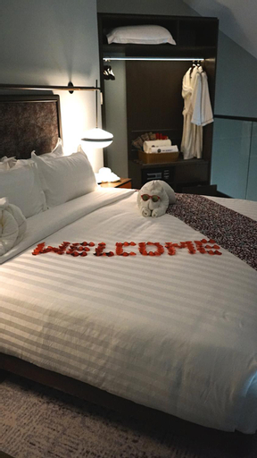 Bedroom 24