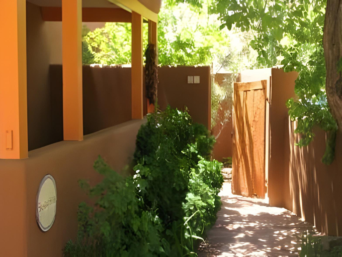 Exterior & Views 2, Santa Fe Motel & Inn, Santa Fe