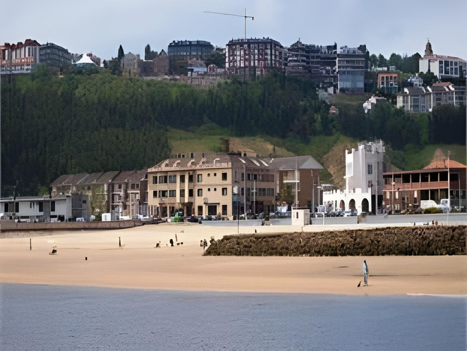 Exterior & Views 2, Hotel Spa El Muelle de Suances, Cantabria